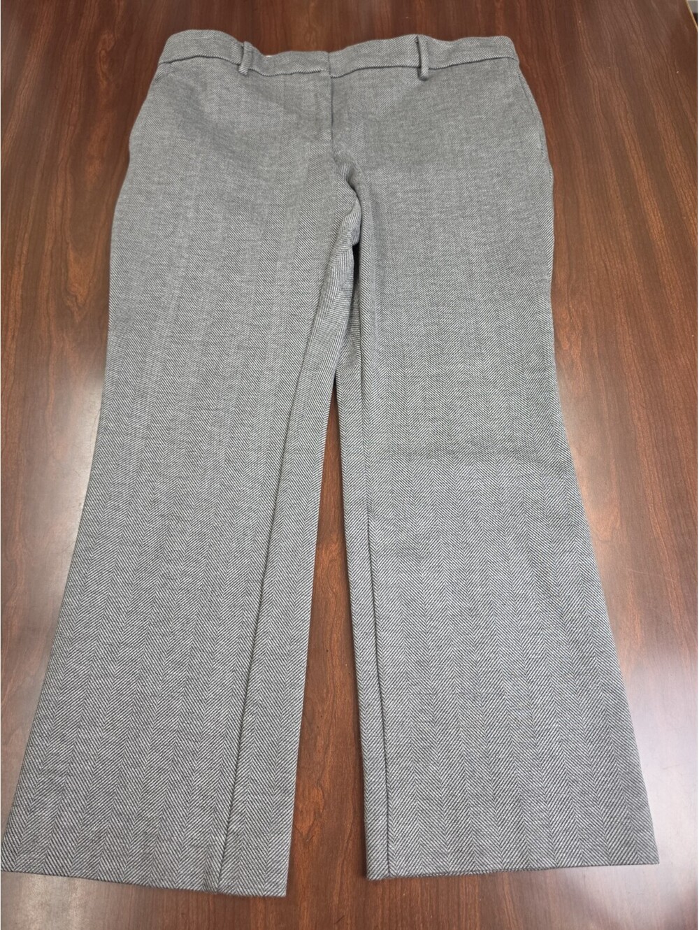 Ann Taylor Gray Herringbone Petite Curvy Fit Dress Pants Size 10P Corporate Chic